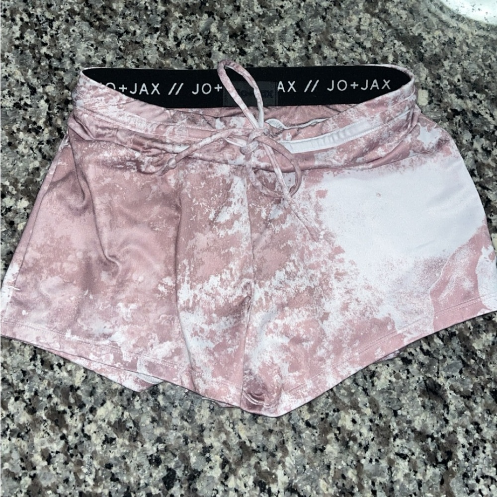 Precious marbled pink and white dance shorts!